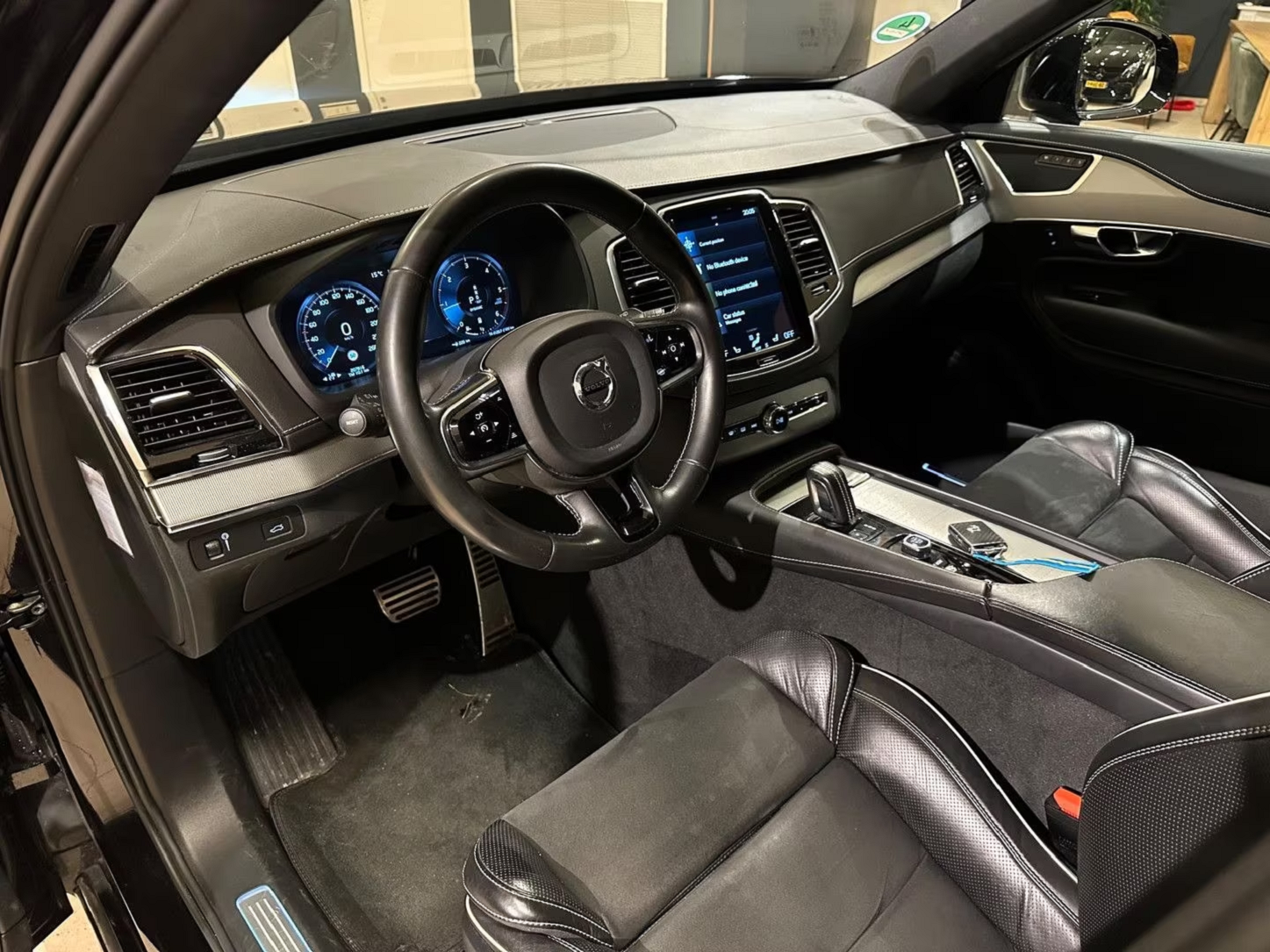 2020 Volvo XC90 2.0 B5 AWD R-Design - Image 8