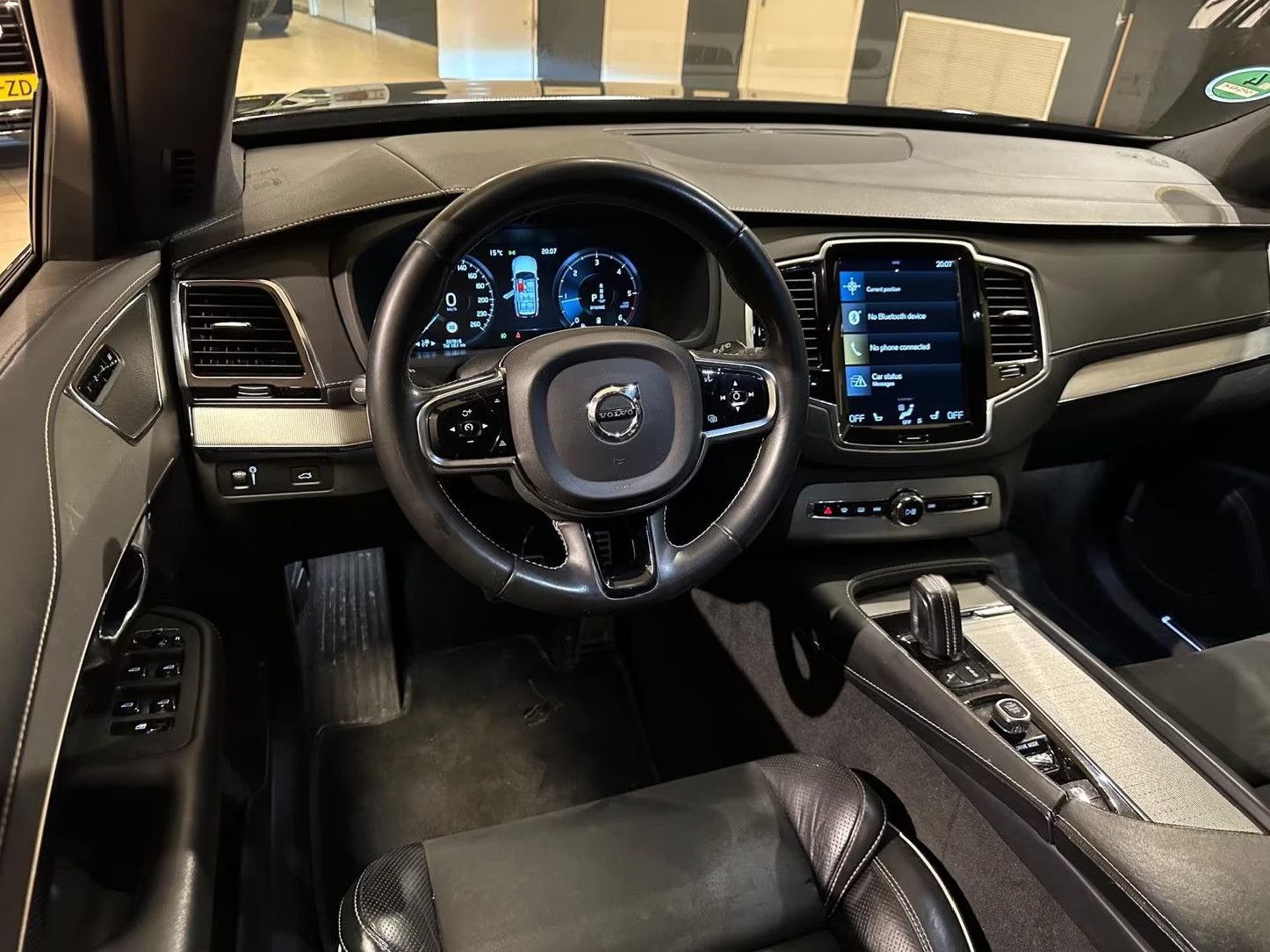 2020 Volvo XC90 2.0 B5 AWD R-Design - Image 13