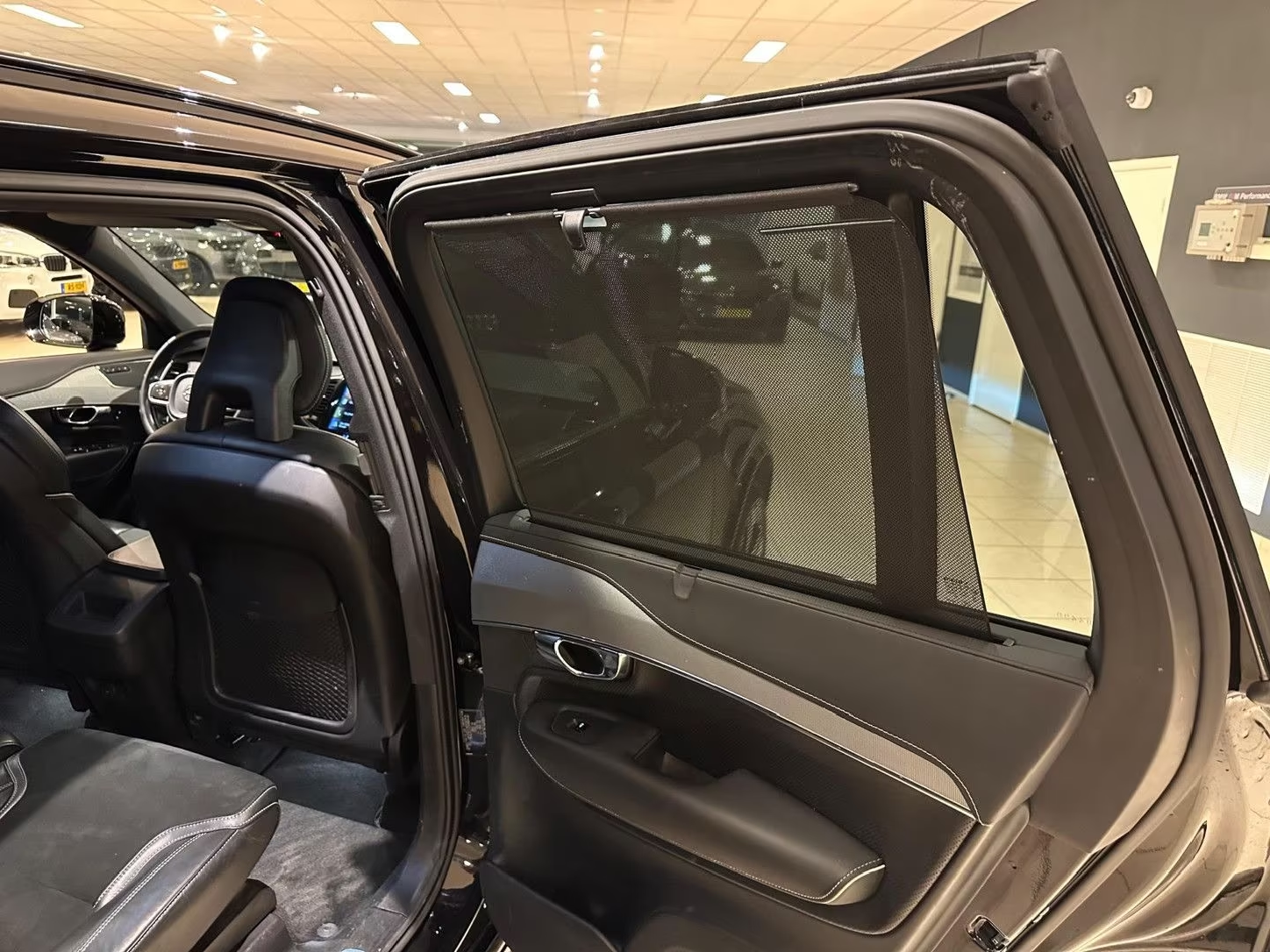 2020 Volvo XC90 2.0 B5 AWD R-Design - Image 15