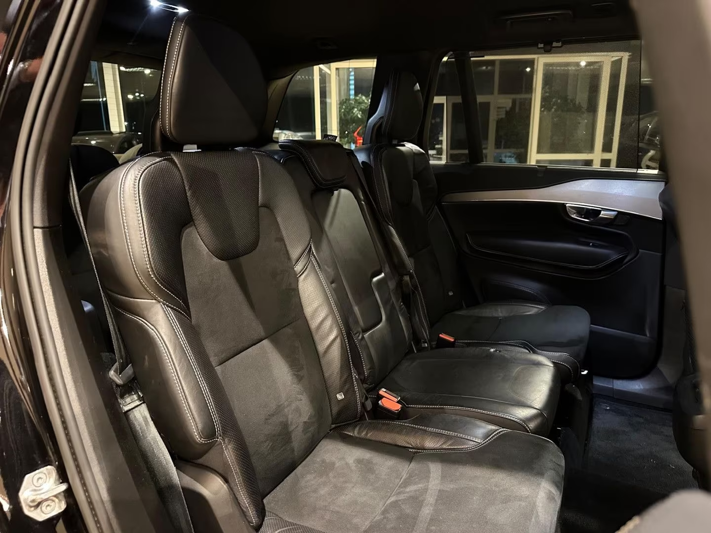 2020 Volvo XC90 2.0 B5 AWD R-Design - Image 16