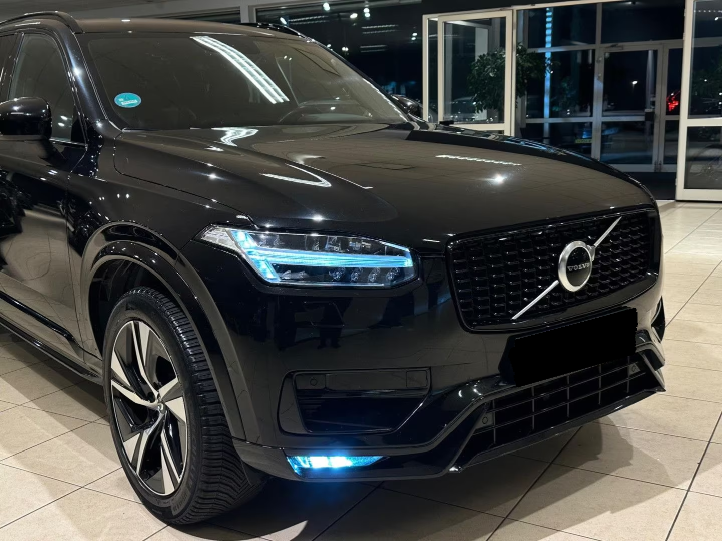 2020 Volvo XC90 2.0 B5 AWD R-Design - Image 3