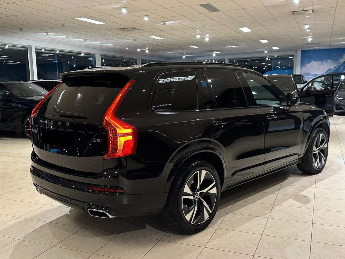 2020 Volvo XC90 2.0 B5 AWD R-Design - Image 5